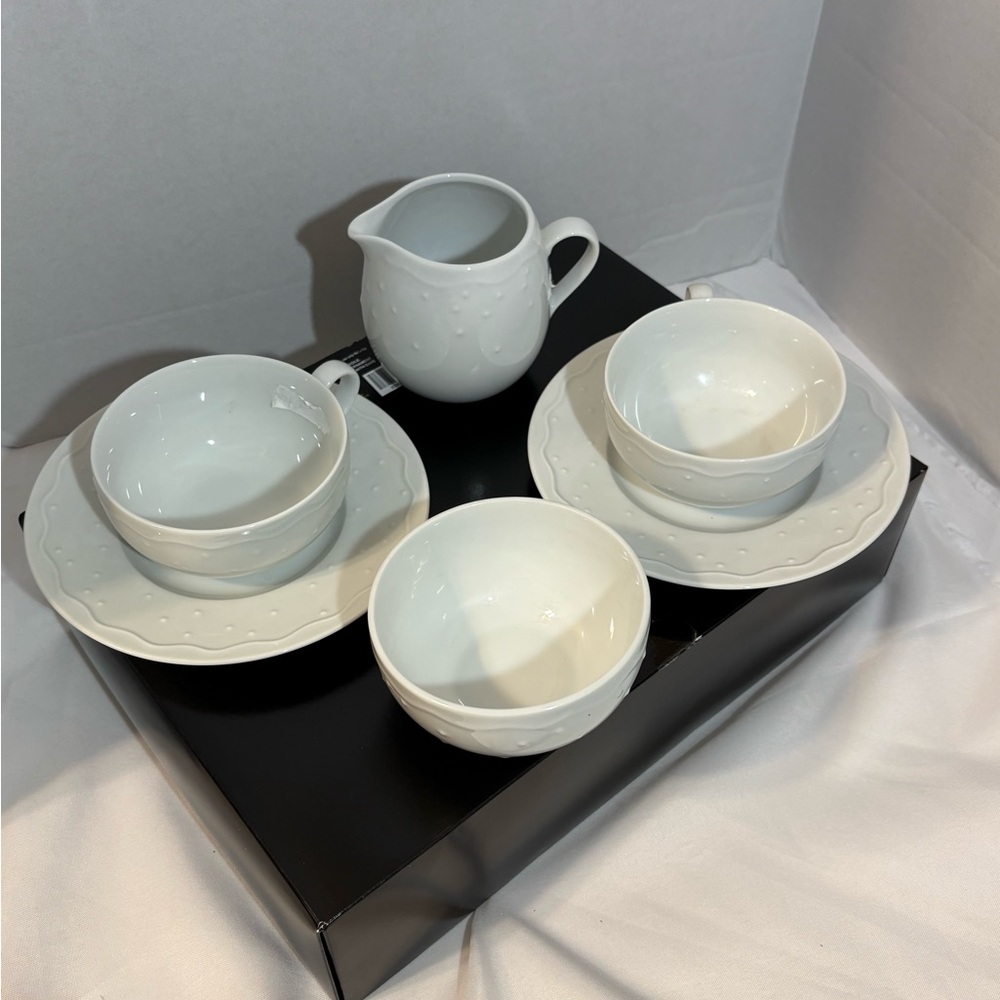 Crate & Barrel White Porcelain WATER MUSIC 2 cups 2 saucers sugar bowl creamer